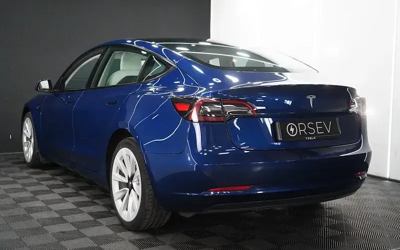 Used Tesla Model 3 RWD 180 kW (245 HP) 2023 Sedan