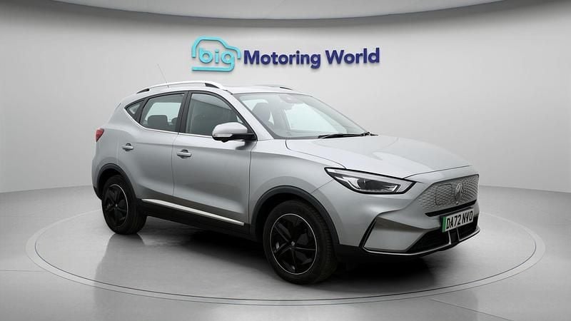 Silver Used 2022 MG ZS Trophy Hatchback | £12,800 (Good price) - Image 1/4