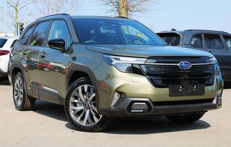 Used Subaru Forester 2025 Green SUV