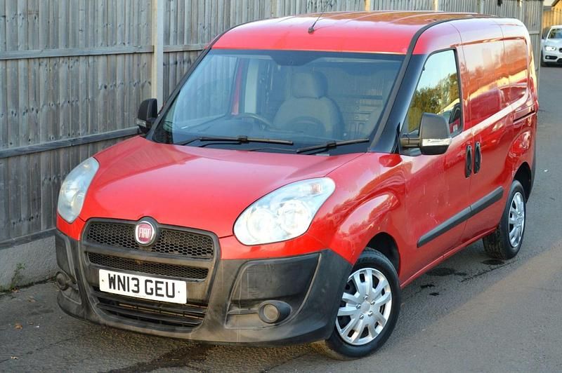 Red Used 2013 Fiat Doblò MPV | £2,491 (Super price) - Image 1/4