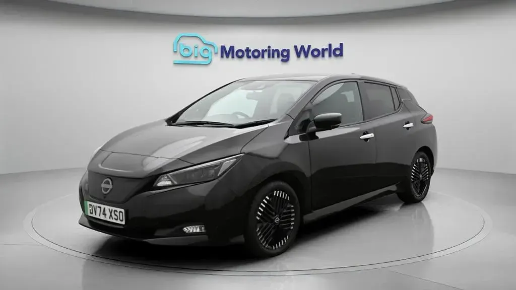 Used Nissan Leaf Tekna 110 kW (150 HP) 2024 Black Hatchback