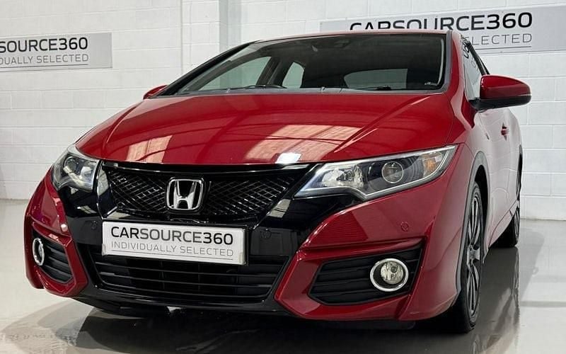 Begagnad Honda Civic SE Plus 142 HK (104 kW) 2016 Röd Halvkombi