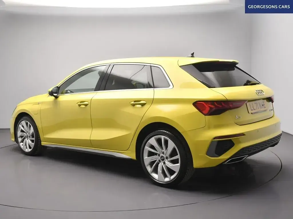 Used Audi A3 Sportback S-Line 204 HP (150 kW) 2021 Yellow Hatchback