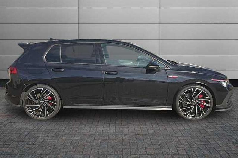 Used VW Golf VIII GTI Clubsport 300 HP (220 kW) 2022 Black Hatchback