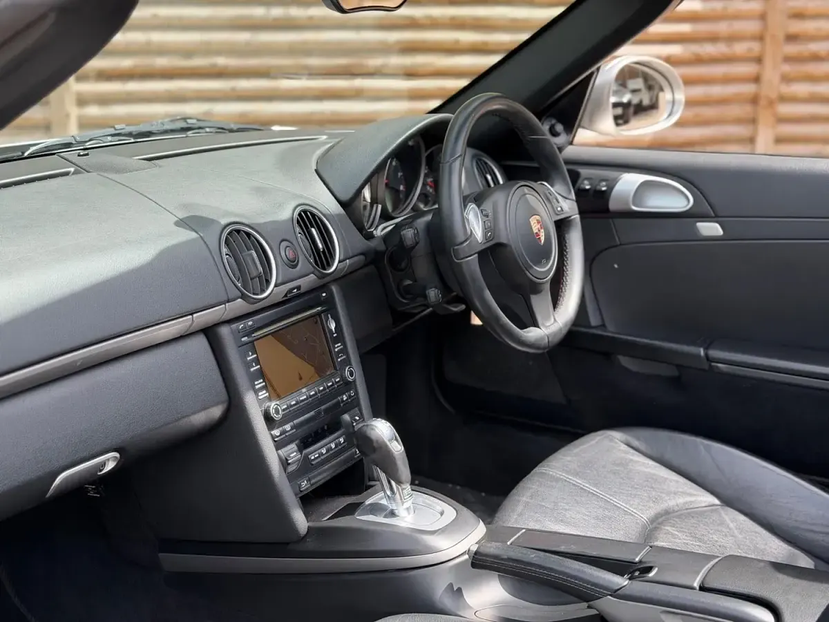 Used Porsche Boxster 255 HP (187 kW) 2011 Silver Cabriolet