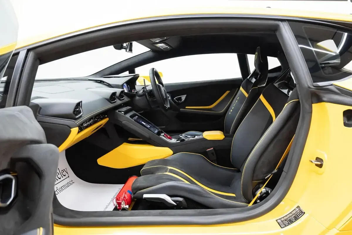 Used Lamborghini Huracán 2024 Yellow Coupe