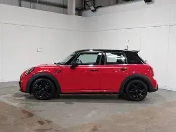 Used Mini Cooper Sport 136 HP (100 kW) 2022 Red Hatchback