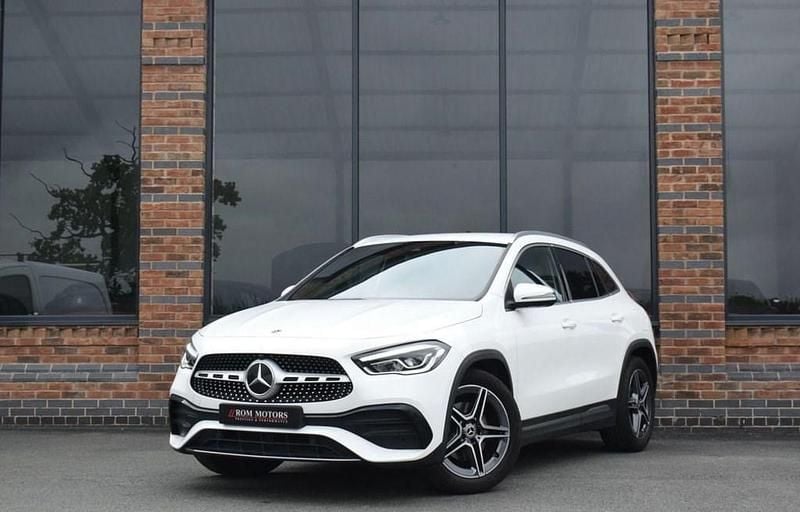 White Used 2021 Mercedes GLA180 AMG line SUV | £23,250 (Good price) - Image 1/4