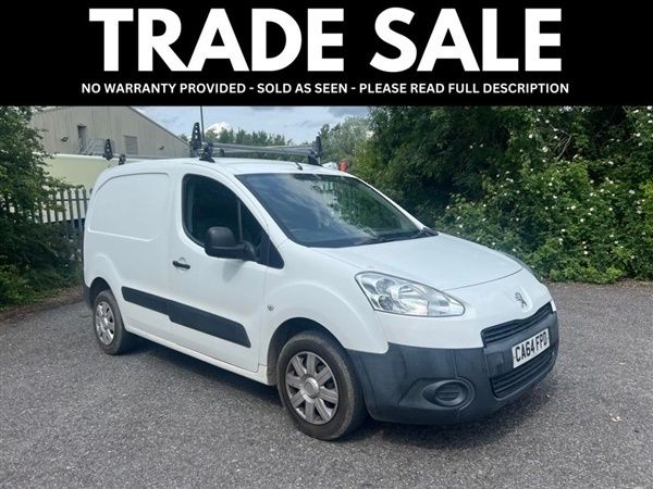 White Used 2015 Peugeot Partner S MPV | £2,000 (Super price) - Image 1/1