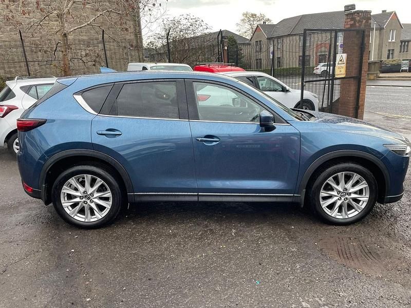 Second-hand Mazda CX-5 Inclusive 150 CP (110 kW) 2018 Albastru SUV