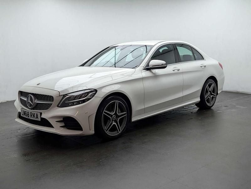 Used Mercedes C300 AMG line 2018 White Sedan