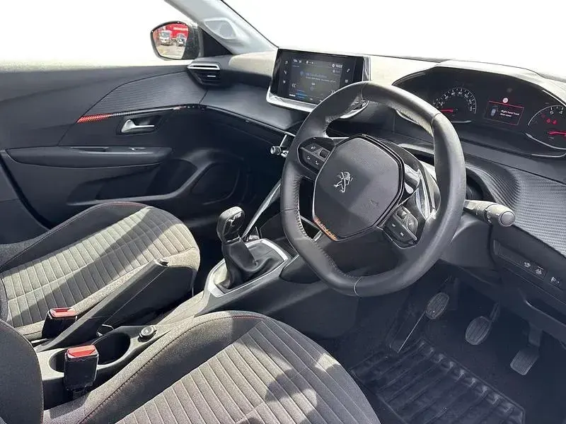 Gebraucht Peugeot 208 Active Premium 75 PS (55 kW) 2022 Grau Kleinwagen