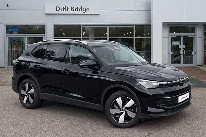 Black Used 2024 VW Tiguan Match SUV | £32,495 (A bit pricey) - Image 1/4
