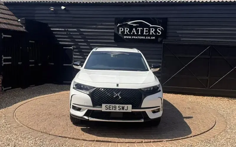 Used DS Automobiles DS7 Crossback Performance 131 HP (96 kW) 2019 White SUV
