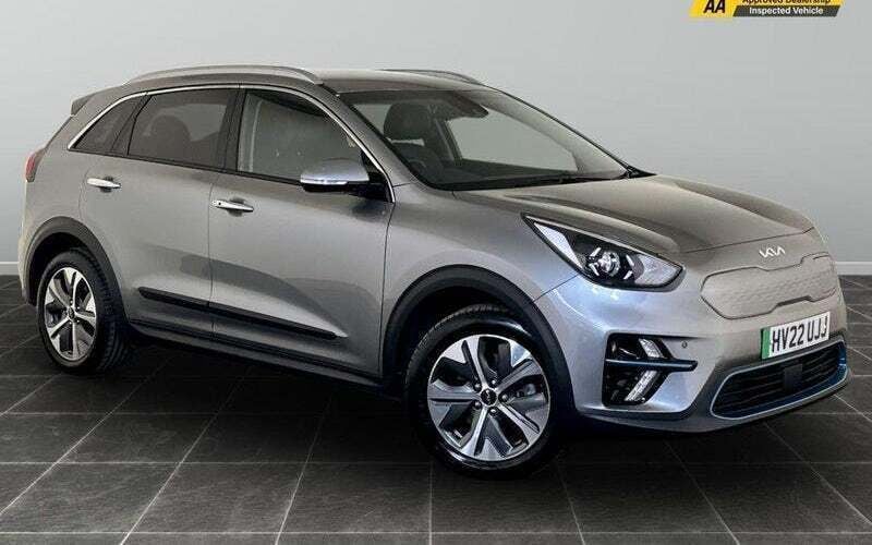 Grey Used 2022 Kia e-Niro 3 SUV | £14,995 (Super price) - Image 1/2