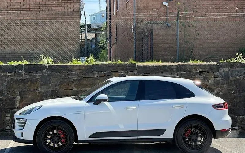 Used Porsche Macan 258 HP (189 kW) 2017 SUV