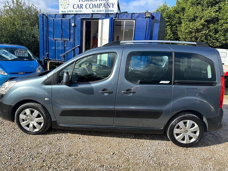 Used Citroën Berlingo XTR 90 HP (66 kW) 2010 Grey MPV