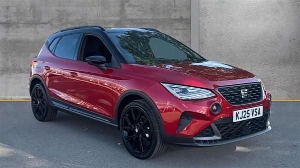 Red New 2025 Seat Arona Black Edition SUV | £22,690 (A bit pricey) - Image 1/4