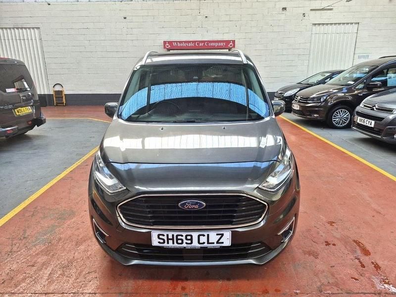 Used Ford Grand Tourneo Connect Titanium 120 HP (88 kW) 2019 Grey MPV