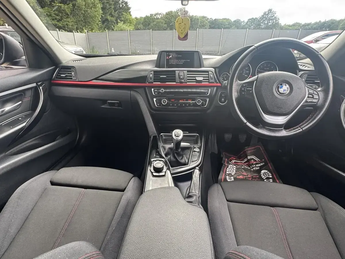 Used BMW 316 Sport Line 136 HP (100 kW) 2014 Black Estate