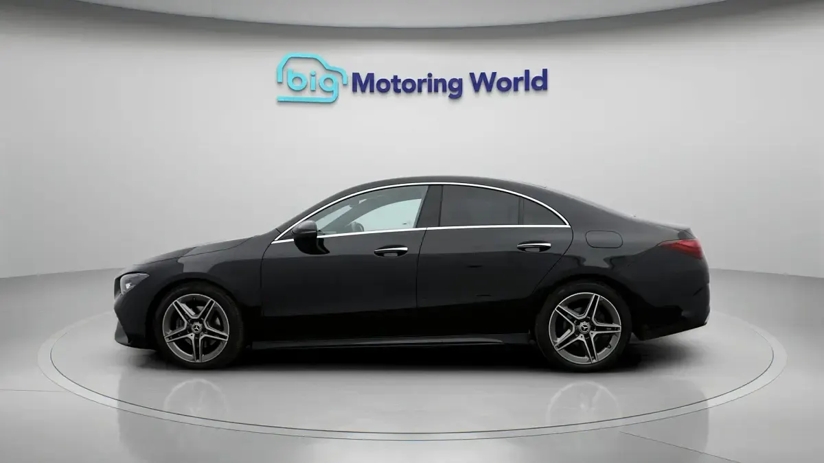 Usado Mercedes CLA180 Executive 134 HP (98 kW) 2023 Sedan