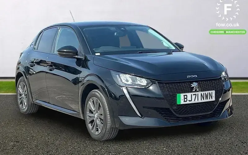 Używany Peugeot e-208 Allure 100 kW (136 KM) 2021 Hatchback