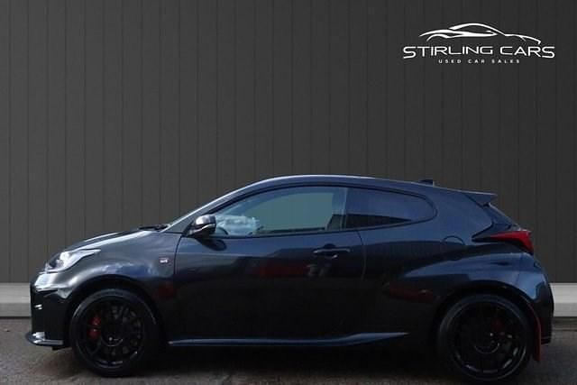 Used Toyota Yaris 261 HP (191 kW) 2020 Black Hatchback