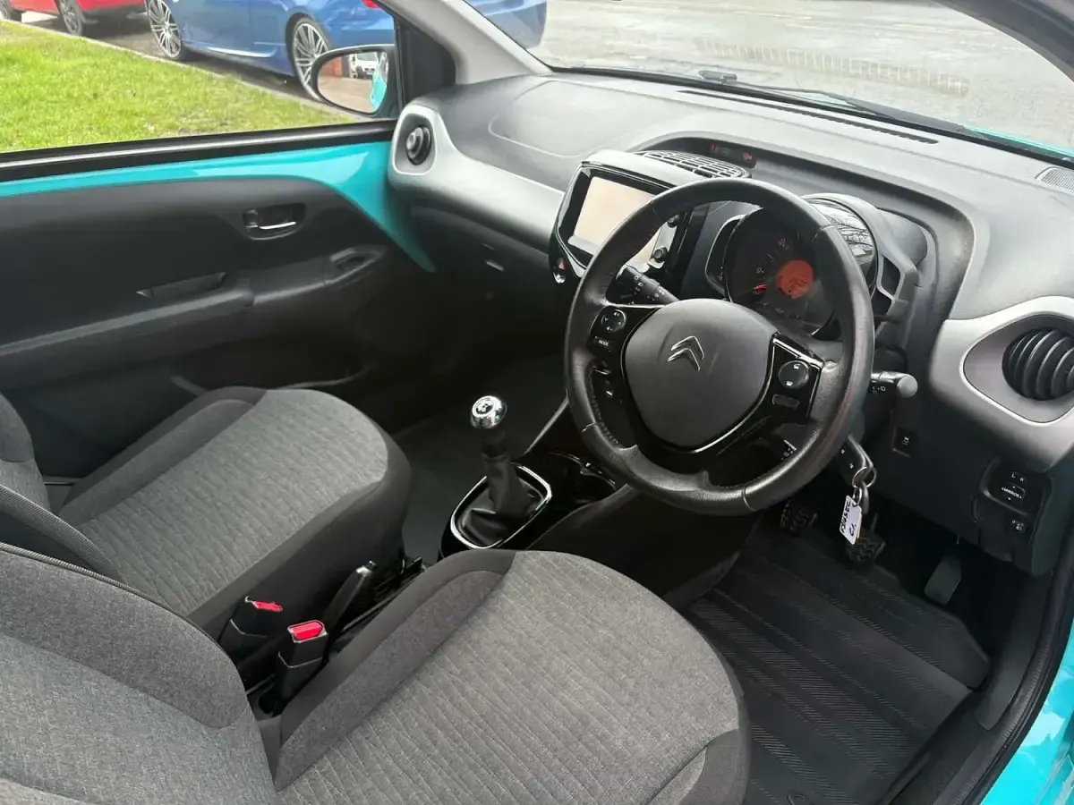 Used Citroën C1 Flair 82 HP (60 kW) 2016 Blue Hatchback