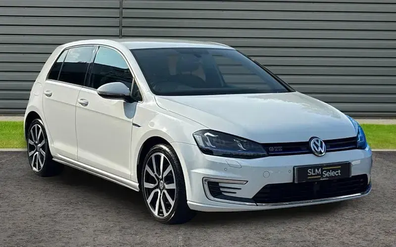 Used VW Golf VII GTE 204 HP (150 kW) 2016 Hatchback