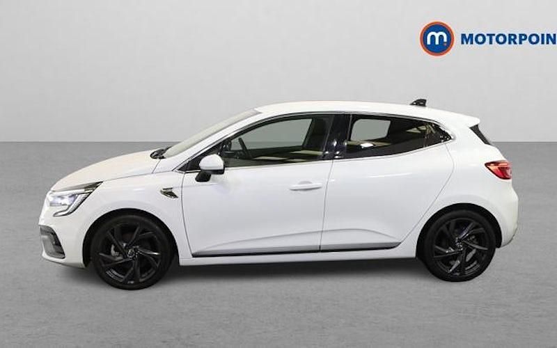 Used Renault Clio V RS Line 140 HP (102 kW) 2021 White Hatchback