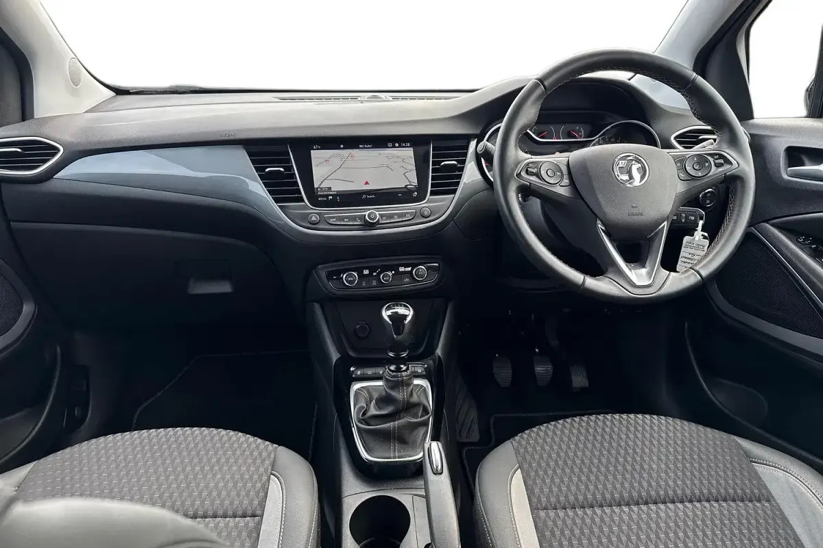 Used Vauxhall Crossland X Elite 130 HP (95 kW) 2020 Red SUV