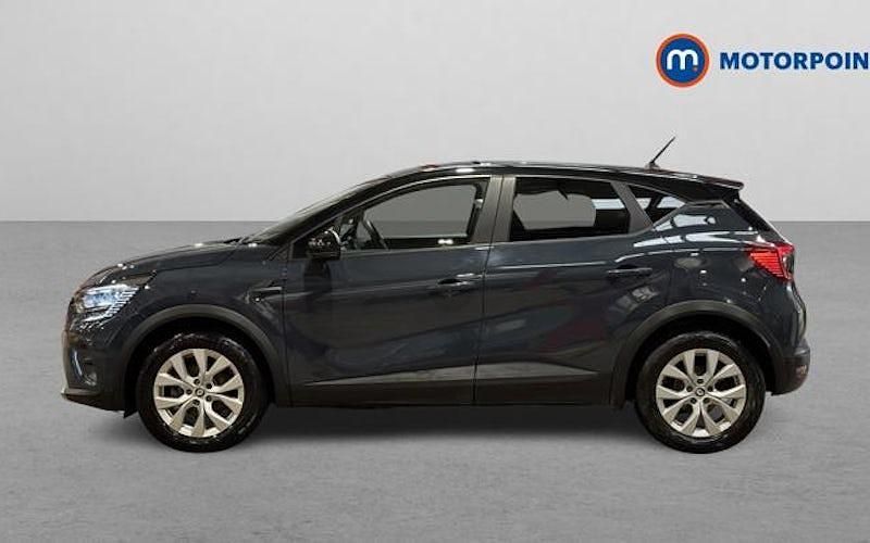 Used Renault Captur Iconic 143 HP (105 kW) 2022 Blue/black SUV