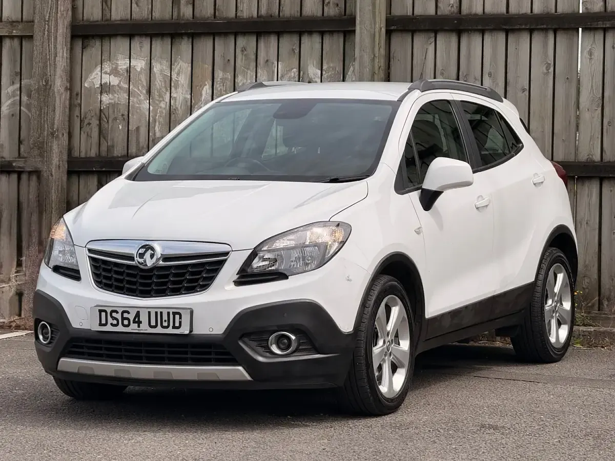 Used Vauxhall Mokka 140 HP (102 kW) 2014 White SUV