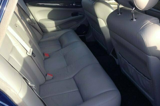 Used Jaguar XJ8 240 HP (176 kW) 2002 Sedan