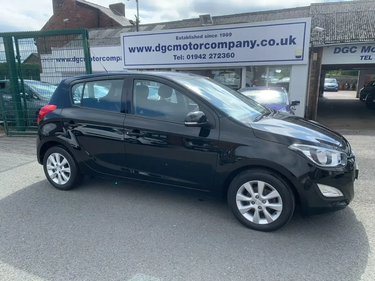 Used Hyundai i20 Active 2014 Black Hatchback