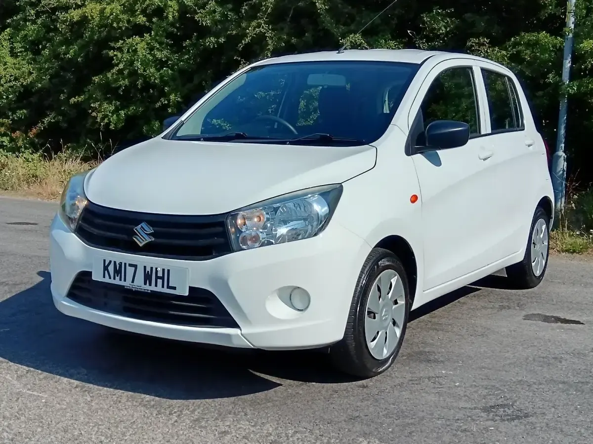 Used Suzuki Celerio 68 HP (50 kW) 2017 White Hatchback
