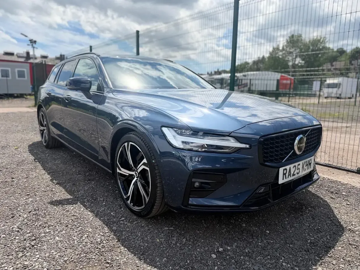 Used Volvo V60 Ultra 2025 Blue Estate