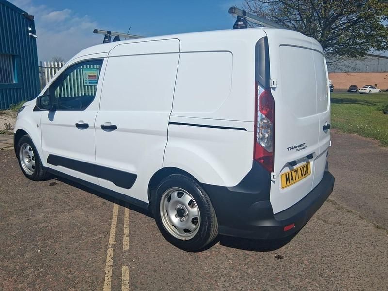 Begagnad Ford Transit Connect 75 HK (55 kW) 2021 Vit Minibuss