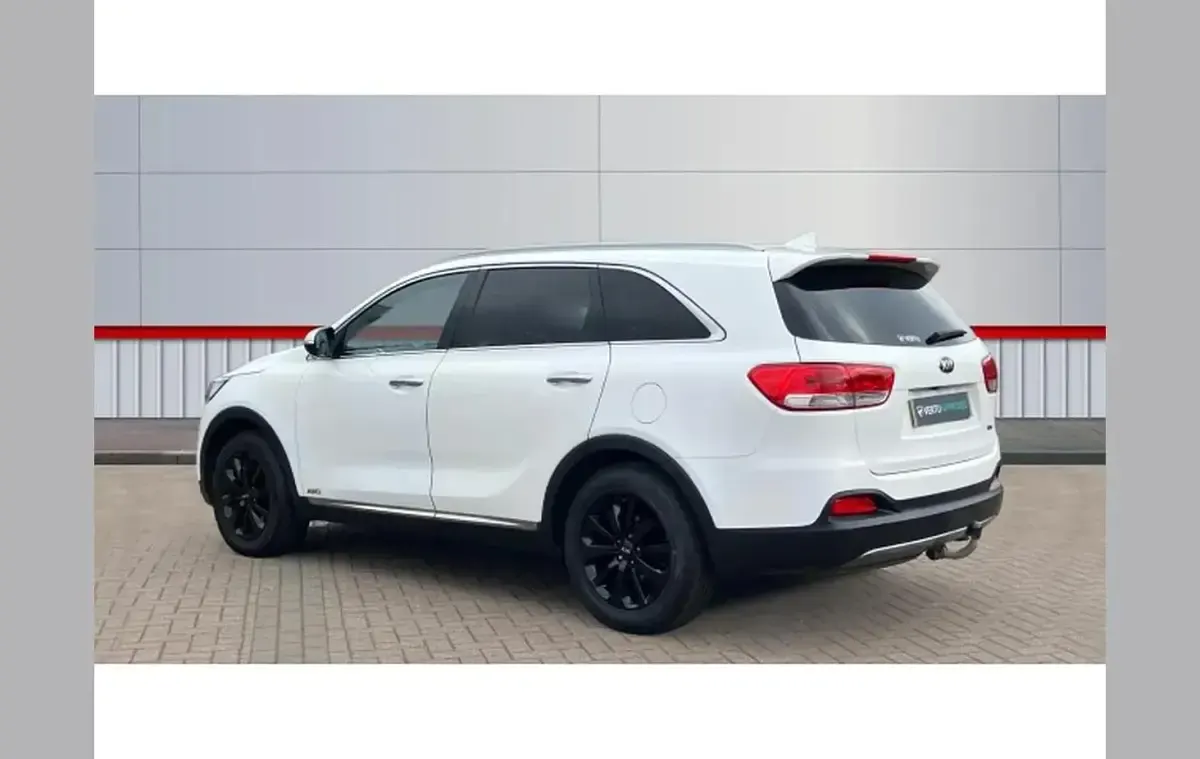 Used Kia Sorento 200 HP (147 kW) 2016 White SUV