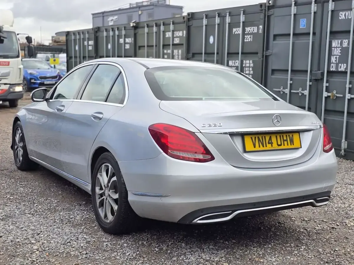 Used Mercedes C220 170 HP (125 kW) 2014 Silver Sedan