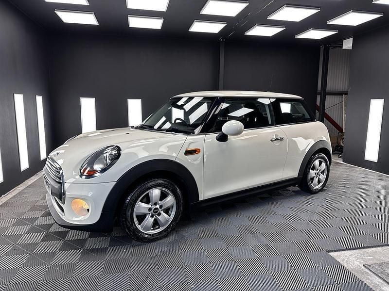 White Used 2015 Mini ONE Hatch Hatchback | £6,995 (Fair price) - Image 1/4