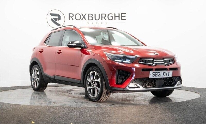 Red Used 2021 Kia Stonic 2 SUV | £11,399 (Fair price) - Image 1/4