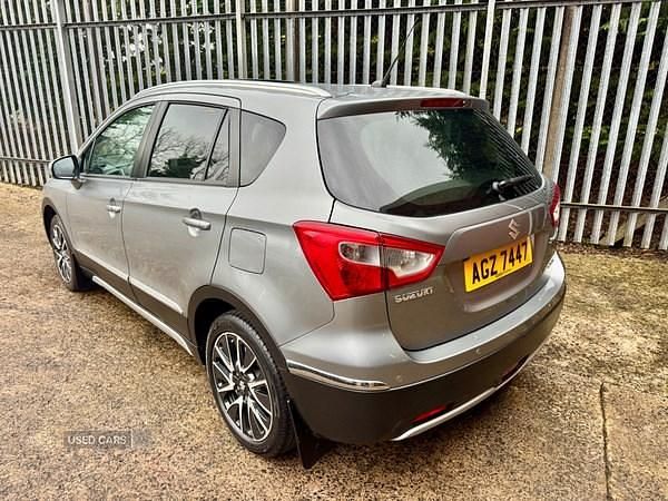 Used Suzuki SX4 SZ5 120 HP (88 kW) 2016 Grey Hatchback