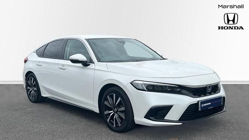 White Used 2025 Honda Civic Elegance Hatchback | £26,340 (Super price) - Image 1/4