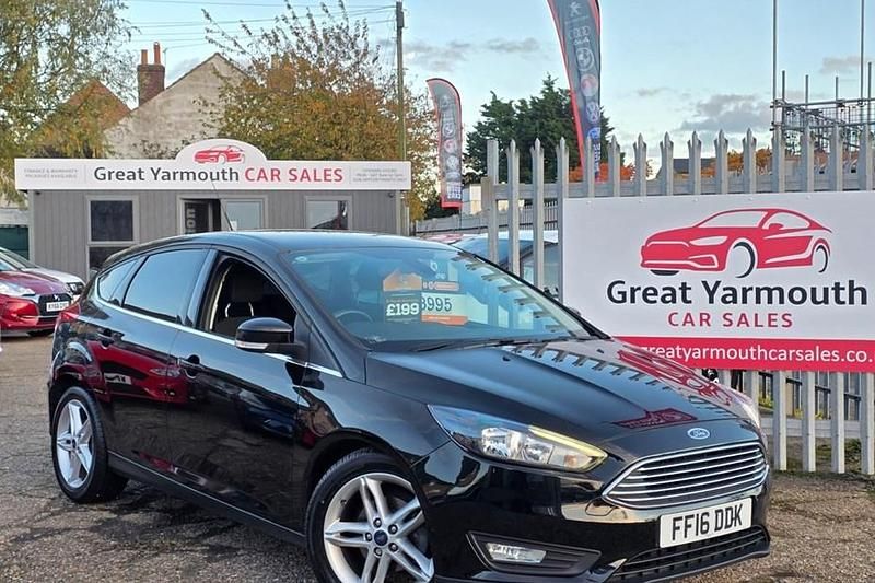Black Used 2016 Ford Focus Zetec Hatchback | £3,995 (Fair price) - Image 1/1