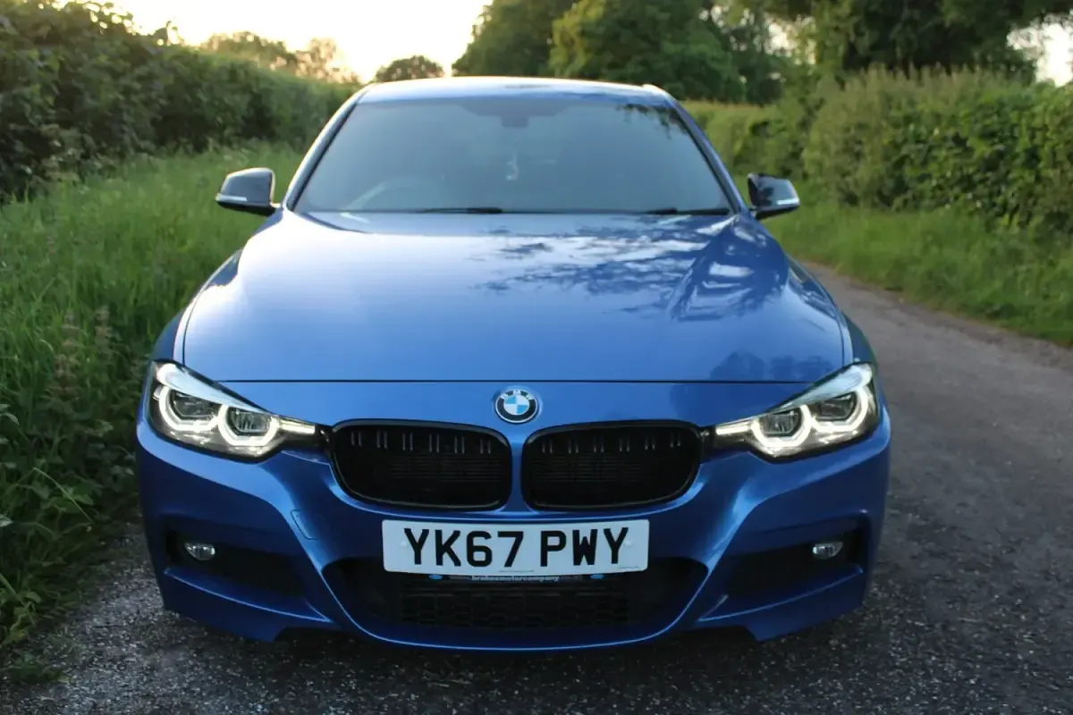 Used BMW 320 M Sport 2017 Blue Sedan