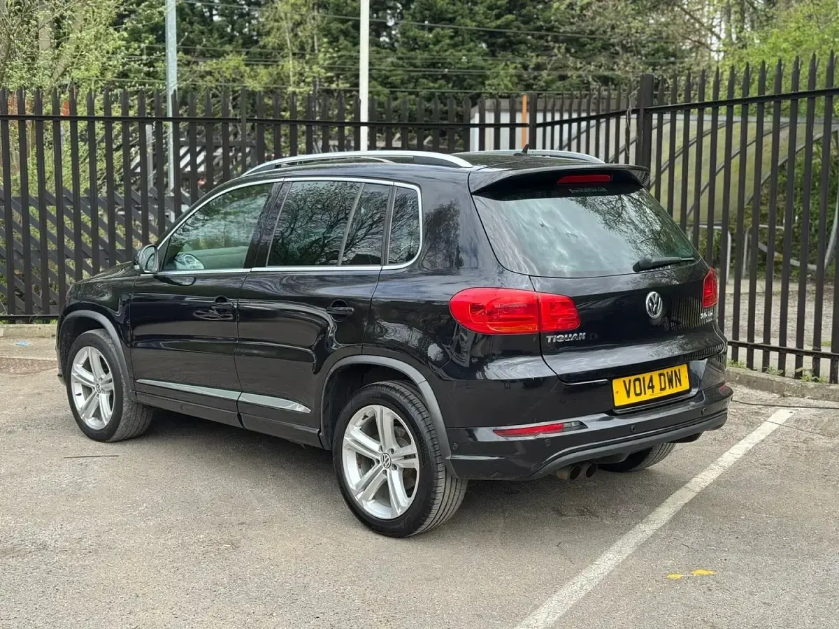 Second-hand VW Tiguan R-line 2014 Negru SUV