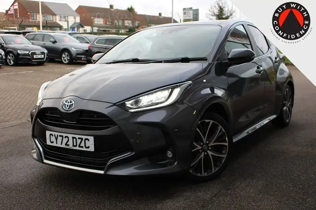 Second-hand Toyota Yaris Hybrid 116 CP (85 kW) 2022 Gri Hatchback