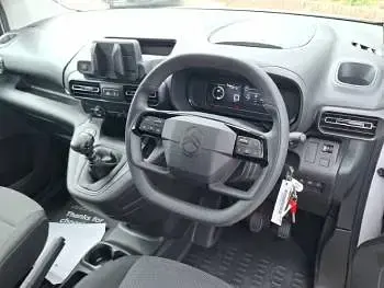 Ny Citroën Berlingo 100 HK (73 kW) 2026 Vit Minibuss