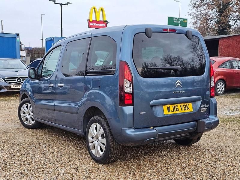 Used Citroën Berlingo Feel 2016 Blue MPV